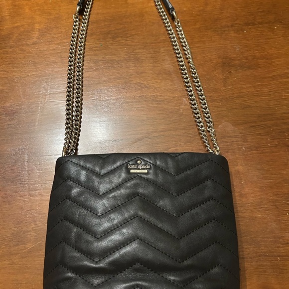 Kate Spade Reese Park Black Chevron Shoulder Bag - Picture 1 of 6